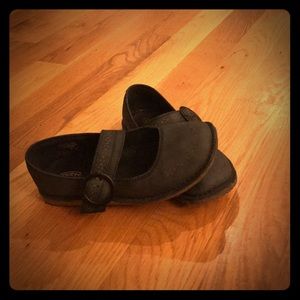 Great Used Condition - Keens Black Mary Janes Sz 7